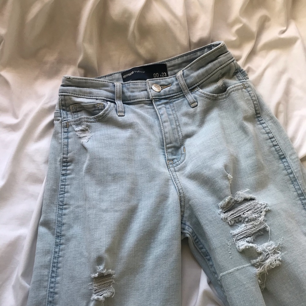Hollister boyfriend jeans